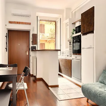 Joivy Cosy 1-bed Flat, Easy Access To Centre Μιλάνο