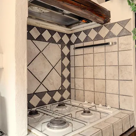 Joivy Cosy 1-bed Flat, Easy Access To Centre